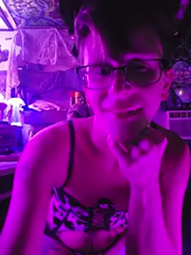 nephilaaranea online show from July 3, 2026, 3:13 am