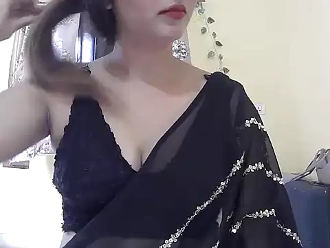 Model-Tanya online show from March 28, 2026, 8:36 am