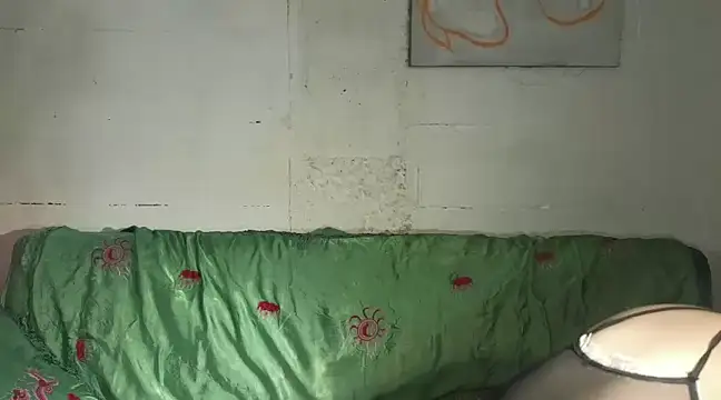 MAMA69LAMA online show from February 2, 2025, 5:21 am