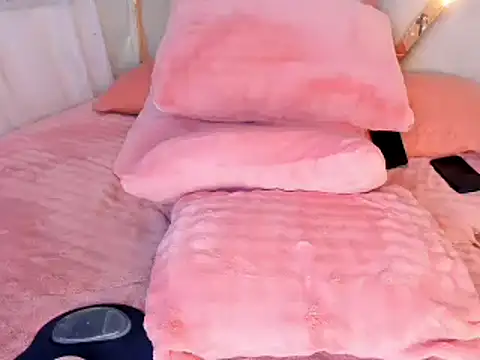  Andyy   online show from March 16, 2025, 10:53 pm