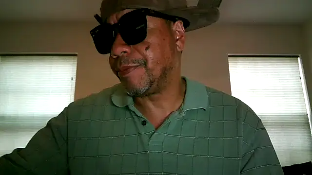 pimpdaddy4ever online show from April 18, 2026, 7:07 pm