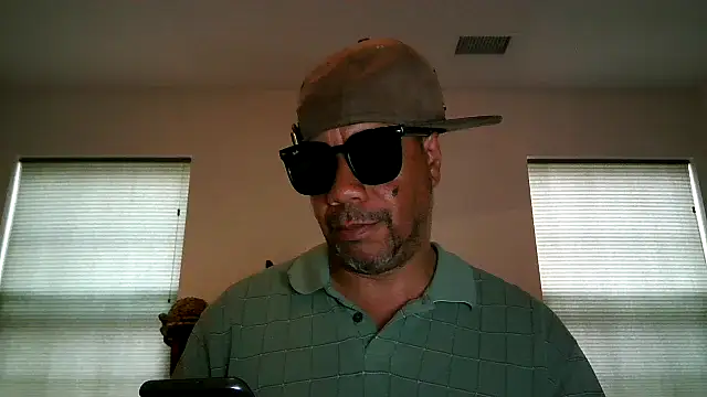 pimpdaddy4ever online show from April 18, 2026, 8:09 pm