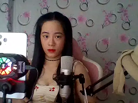 Nana-68 online show from March 3, 2025, 6:26 am