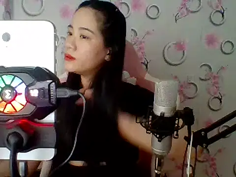 Nana-68 online show from March 8, 2025, 3:39 am