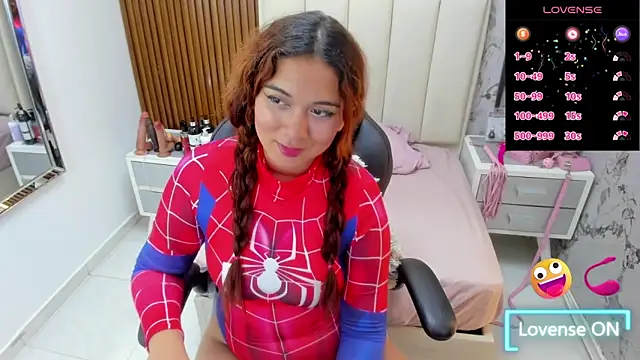 MADISON ROWAN1 online show from September 24, 2025, 3:10 am