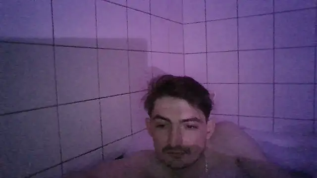 Wesleymodel online show from March 31, 2026, 9:48 pm