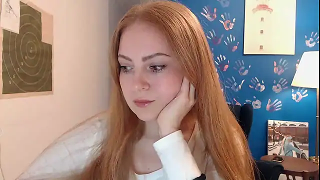 MILA HARRIS online show from June 3, 2026, 3:39 pm