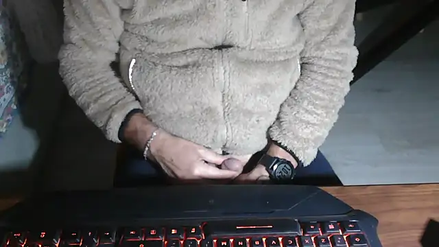 Adri gard online show from November 24, 2025, 9:25 pm