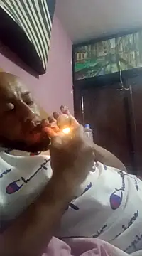 pineda1689 online show from December 14, 2024, 11:45 pm