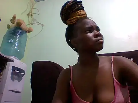 sexxyqueenn22 online show from November 2, 2025, 12:46 am