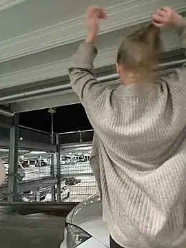 Snapshot of NickyGold_Official chatting on December 21, 2024, 9:04 pm NickyGold Official online show from December 21, 2024, 9:04 pm