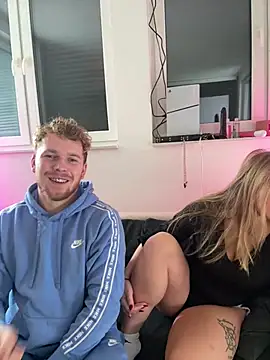 Snapshot of NickyGold_Official chatting on January 11, 2025, 11:34 am NickyGold Official online show from January 11, 2025, 11:34 am