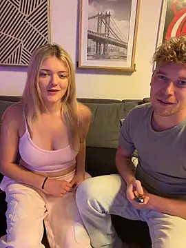 Snapshot of NickyGold_Official chatting on February 25, 2026, 5:22 pm NickyGold Official online show from February 25, 2026, 5:22 pm