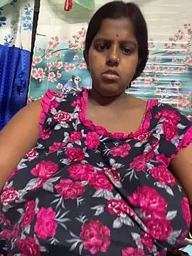 Beauty-queen online show from April 4, 2026, 10:13 am