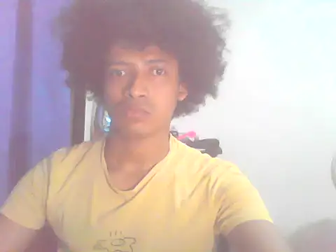 Snapshot of Leunamt chatting on April 2, 2026, 4:21 am Leunamt online show from April 2, 2026, 4:21 am