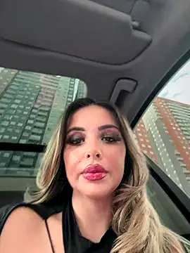 Alirawrz online show from November 15, 2025, 1:29 pm