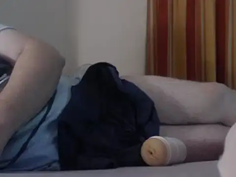 gentleman404040 online show from December 23, 2024, 7:09 pm