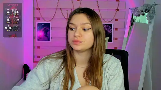 Snapshot of Josephine_Kiss chatting on December 9, 2024, 11:45 pm Josephine Kiss online show from December 9, 2024, 11:45 pm