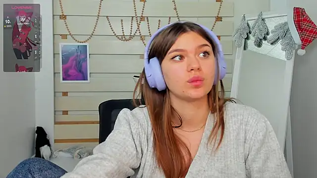 Snapshot of Josephine_Kiss chatting on December 22, 2024, 4:27 pm Josephine Kiss online show from December 22, 2024, 4:27 pm