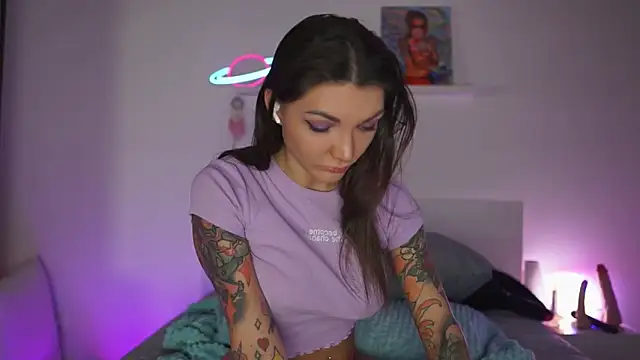 Lady3Holes online show from January 31, 2025, 4:48 pm