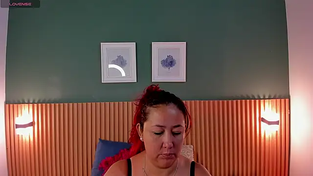  anavictoria  online show from March 7, 2025, 6:00 pm