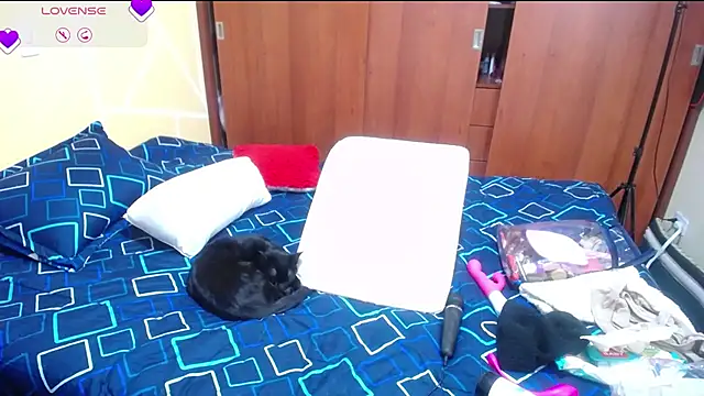 CrazyDirty Barbarian online show from March 4, 2025, 12:18 am