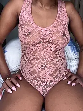 Snapshot of Ravishing_Rubi chatting on May 28, 2026, 10:01 am Ravishing Rubi online show from May 28, 2026, 10:01 am
