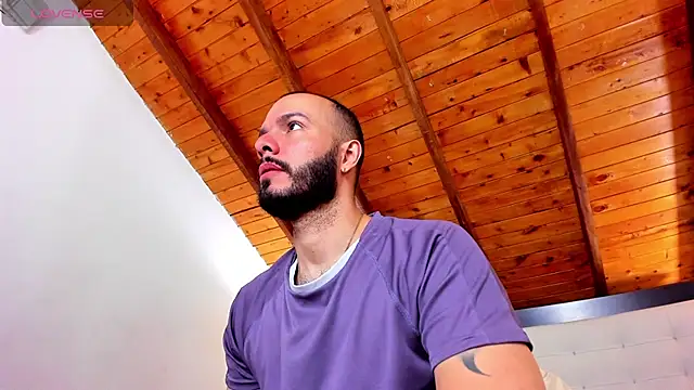 Tom Bailey online show from November 13, 2025, 12:59 pm