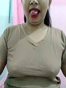 Snapshot of Lanyingxin18 chatting on September 16, 2025, 1:28 am Lanyingxin18 online show from September 16, 2025, 1:28 am