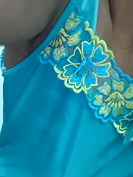 Lanyingxin18 online show from April 16, 2026, 11:18 pm