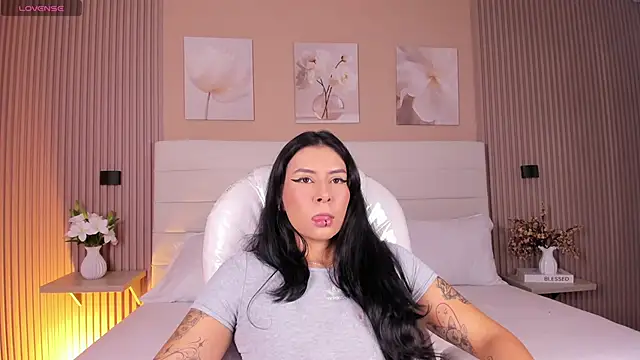 Snapshot of JessyEvans chatting on June 17, 2026, 7:26 pm JessyEvans online show from June 17, 2026, 7:26 pm