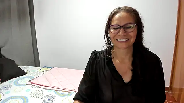 Carlaa-69 online show from December 5, 2025, 10:46 am