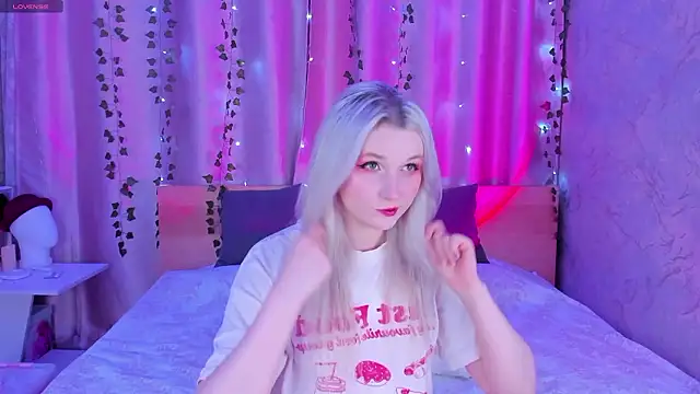 SweeteRose Royce online show from December 2, 2024, 2:30 pm