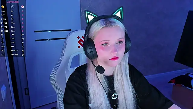 SweeteRose Royce online show from January 26, 2025, 2:52 pm