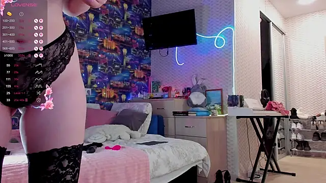 SweeteRose Royce online show from November 22, 2025, 5:56 pm