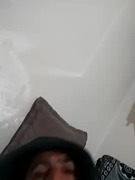 Muratcanik44 online show from February 11, 2026, 8:58 pm