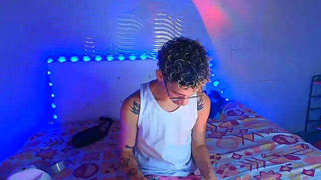 mateodeamjo online show from November 14, 2025, 7:40 am