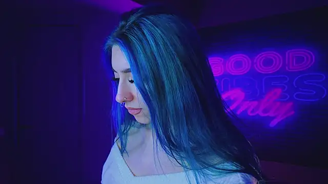 AriaVoss online show from December 22, 2024, 11:52 pm