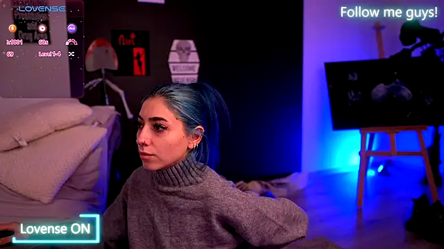 AriaVoss online show from October 20, 2025, 9:59 pm