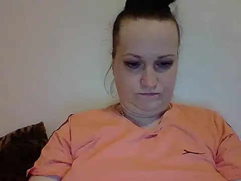  squirty cum lady  online show from February 28, 2025, 10:50 pm