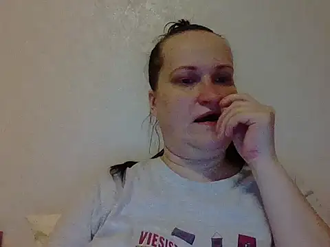  squirty cum lady  online show from March 14, 2025, 7:23 pm