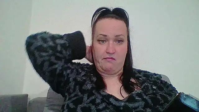  squirty cum lady  online show from October 19, 2025, 3:40 am