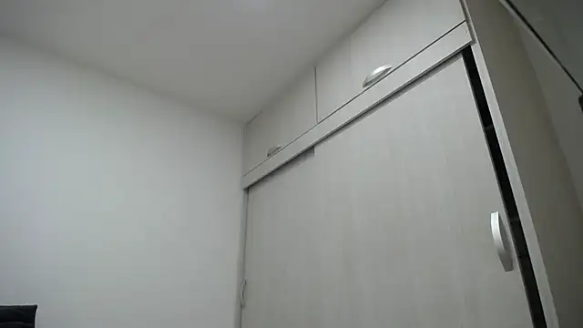 Amelia Debora Antonella online show from November 27, 2025, 12:18 pm