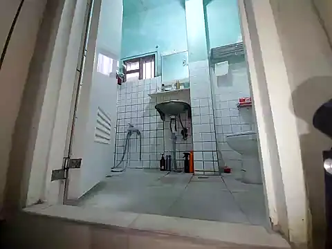 Snapshot of KennyLOVERboy chatting on January 15, 2025, 1:56 am KennyLOVERboy online show from January 15, 2025, 1:56 am