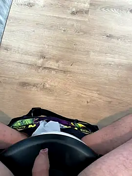 jaimelesexe85 online show from November 29, 2025, 11:35 am