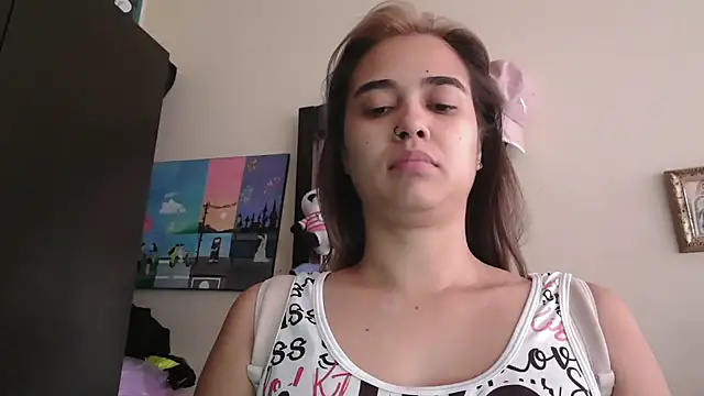 trianabell online show from March 6, 2026, 5:42 pm