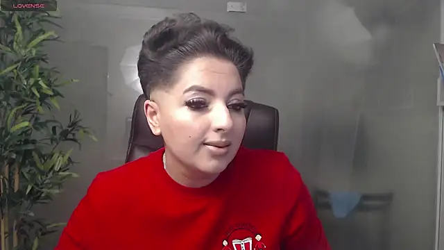 BustyAllyy online show from January 17, 2025, 9:39 pm