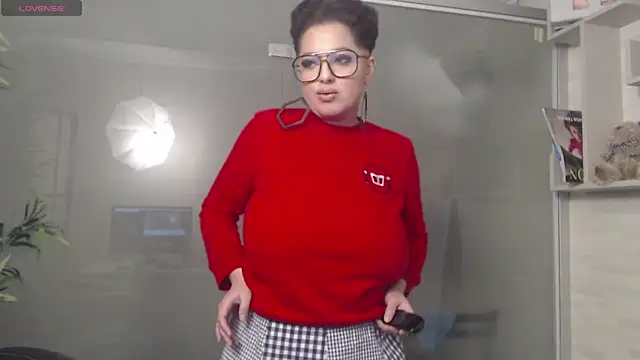 BustyAllyy online show from January 18, 2025, 1:19 am