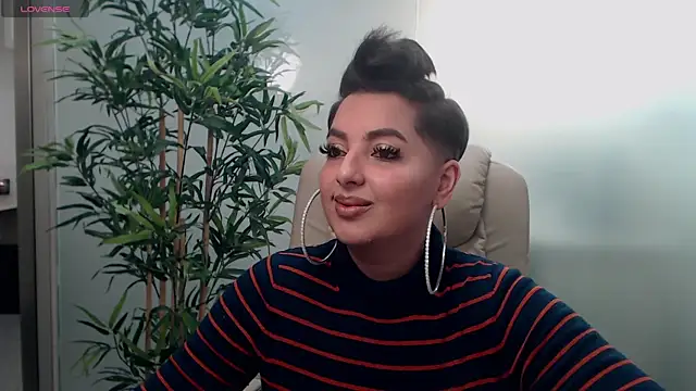 BustyAllyy online show from February 21, 2025, 7:54 pm