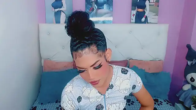 Snapshot of Amanda_bigx chatting on May 15, 2026, 1:23 am Amanda bigx online show from May 15, 2026, 1:23 am